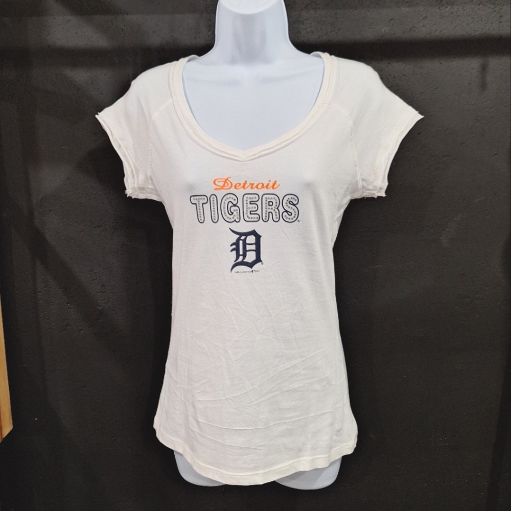 🟢Detroit Tigers Women's White T-Shirt Small